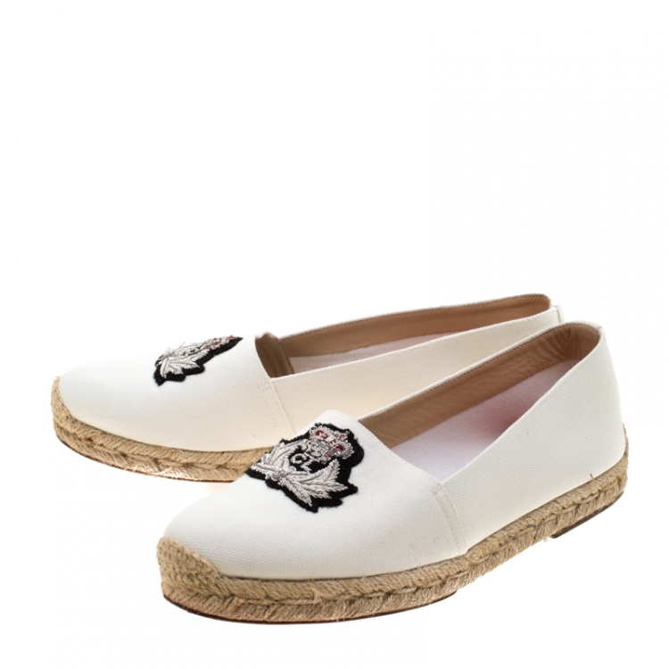Pre Owned Christian Louboutin White Canvas Gala Embroidered Crest Espadrille Loafers Size 39