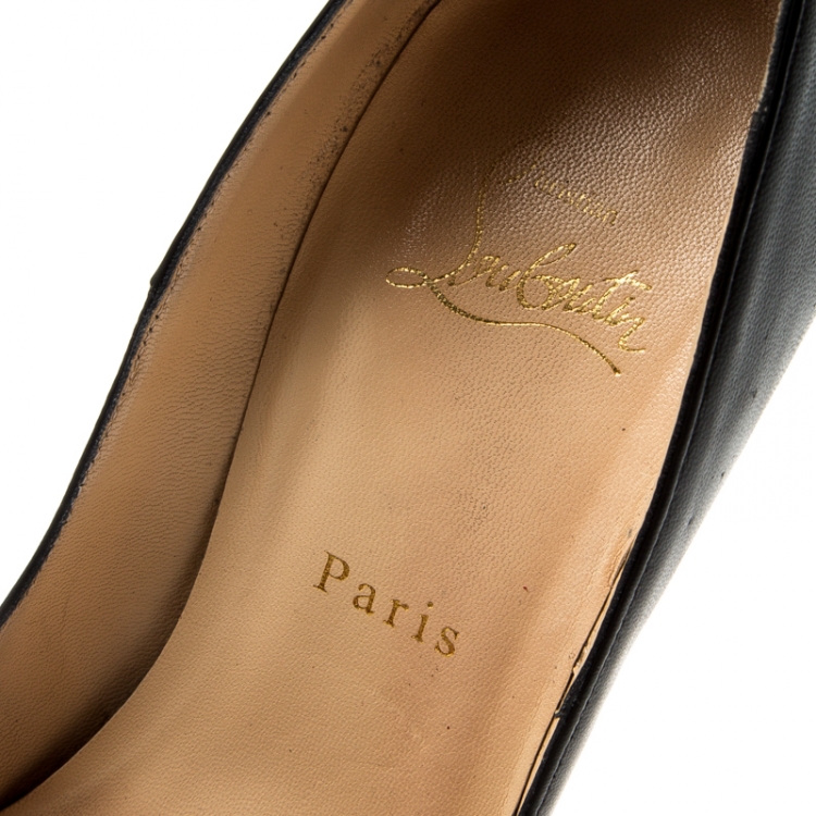 Pre Owned Christian Louboutin Black Leather So Kate Pumps Size 39.5