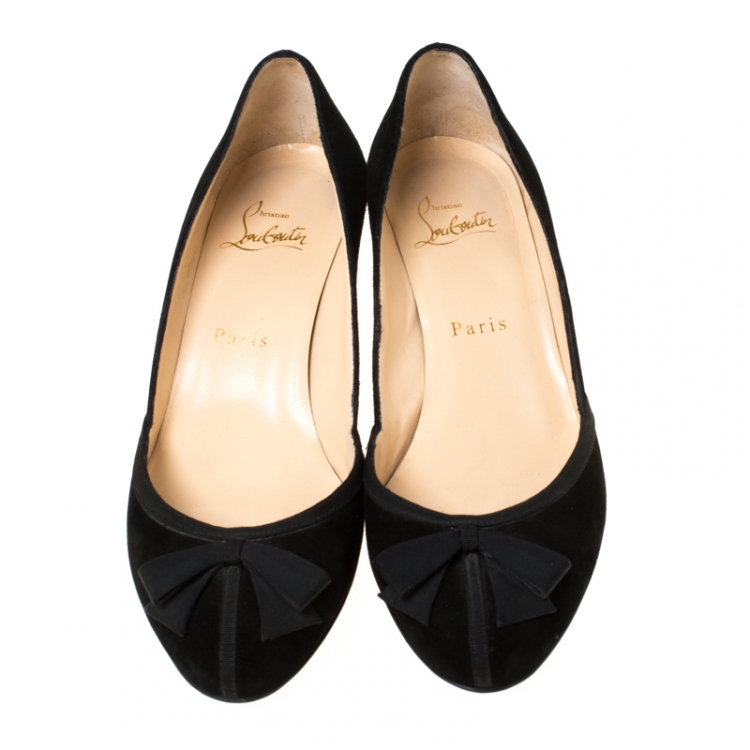 Pre Owned Christian Louboutin Black Suede Lavalliere 40 MM Pumps Size 37.5