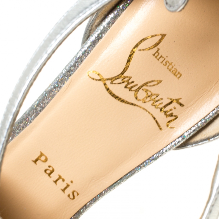 مملوكة مسبقًا Christian Louboutin Silver Metallic Leather Cross Me Peep Toe Platform Pumps Size 35