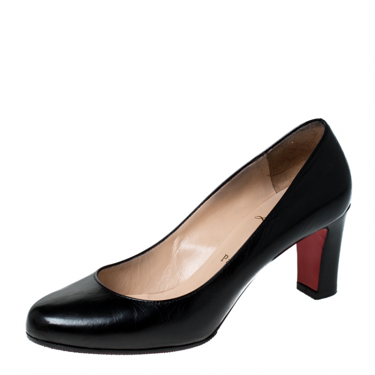 مملوكة مسبقًا Christian Louboutin Black Leather Mistica Pumps Size 37