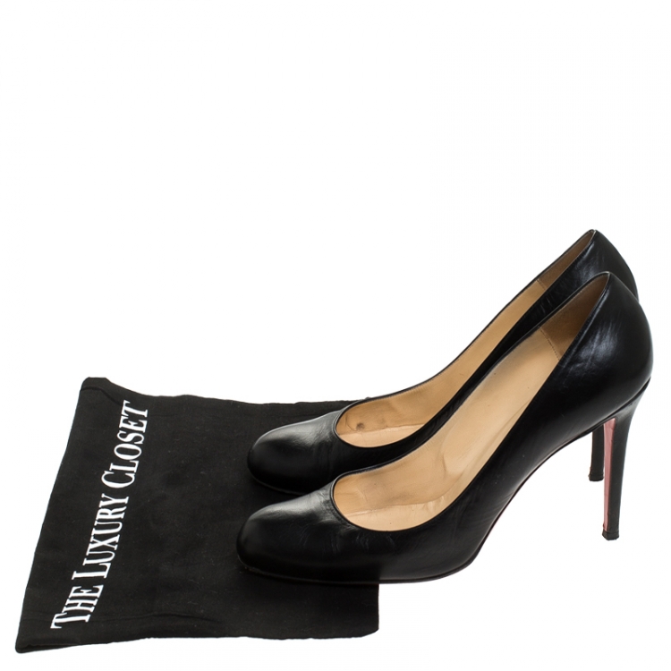 Pre Owned Christian Louboutin Black Leather Simple Round Toe Pumps Size 41