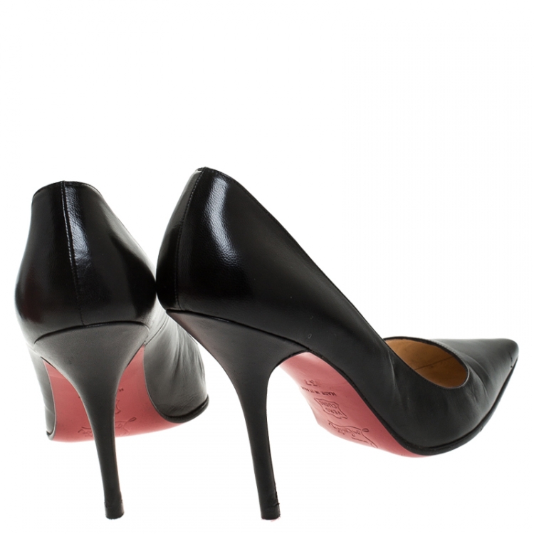 Pre Owned Christian Louboutin Black Leather Decollete 554 Pumps Size 37