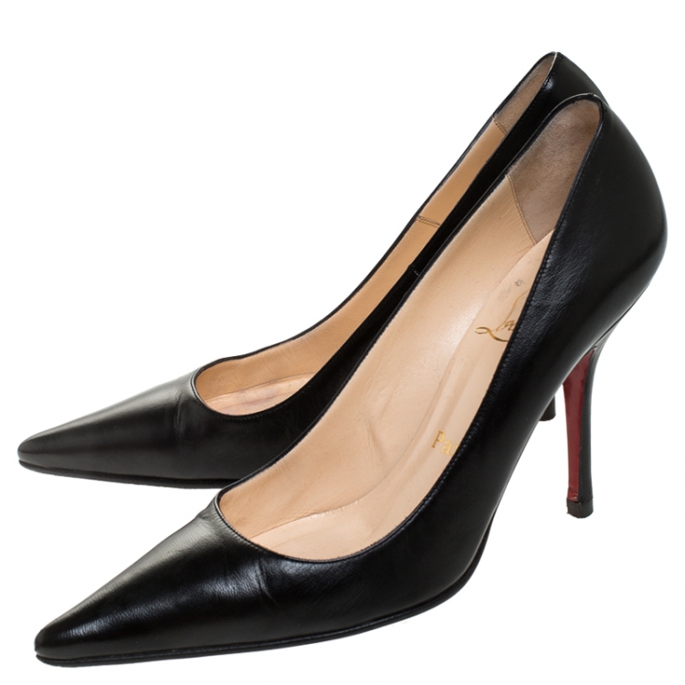 Pre Owned Christian Louboutin Black Leather Decollete 554 Pumps Size 37