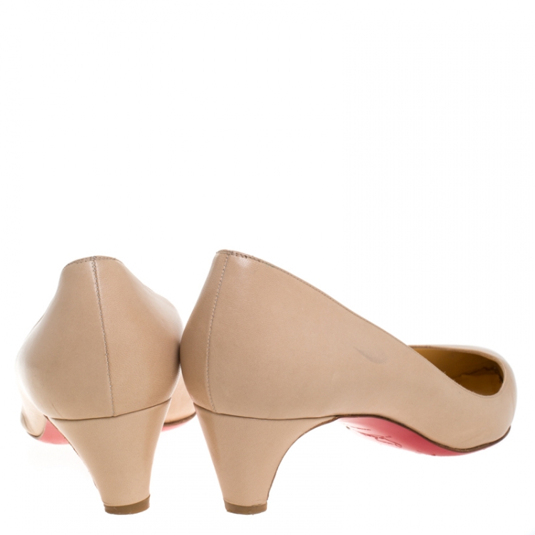 مملوكة مسبقًا Christian Louboutin Beige Leather Pigalle 45 Pumps Size 39