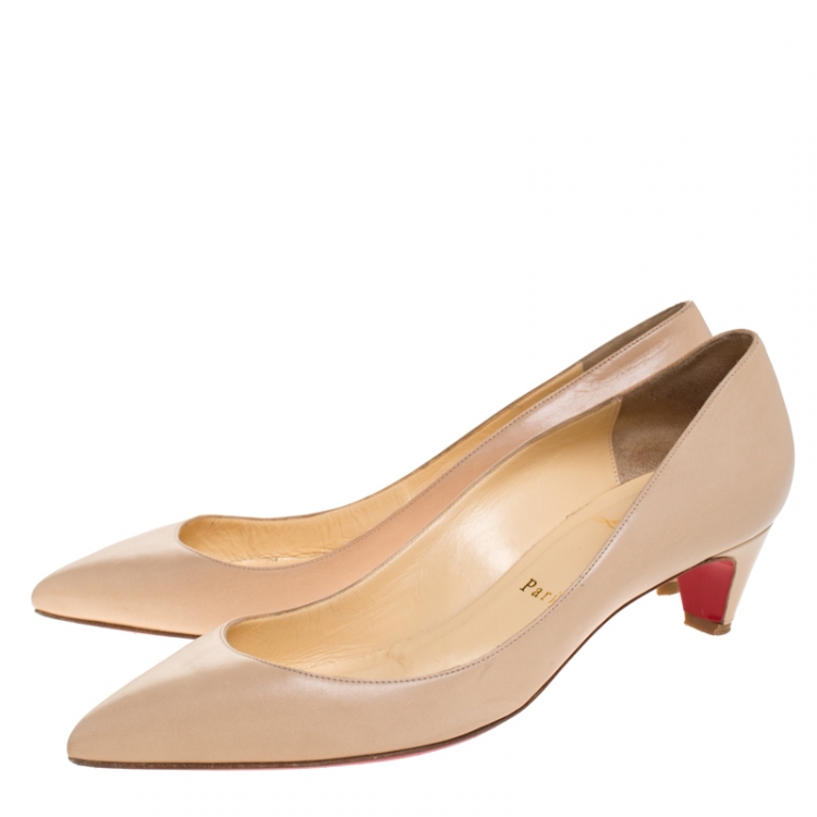 مملوكة مسبقًا Christian Louboutin Beige Leather Pigalle 45 Pumps Size 39