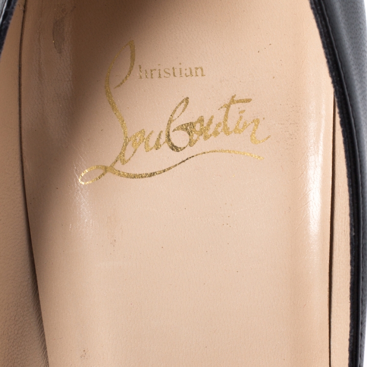 Pre Owned Christian Louboutin Black Leather Decollete Pumps Size 37.5