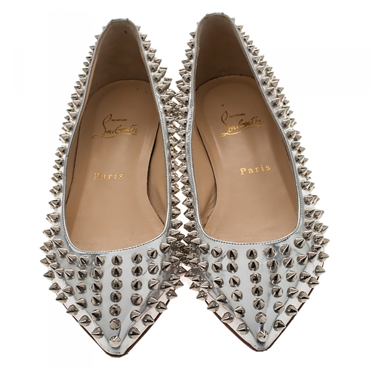 مملوكة مسبقًا Christian Louboutin Silver Leather Spiked Ballet Flats Size 39.5