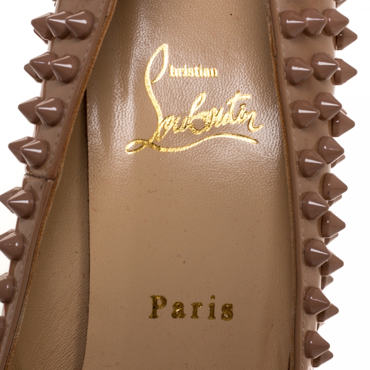 Pre Owned Christian Louboutin Beige Patent Leather Pigalle Spikes Pumps Size 39.5