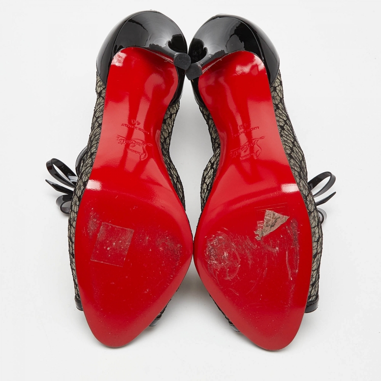 مملوكة مسبقًا Christian Louboutin Black Patent Leather and Mesh Empiralta Booties Size 40
