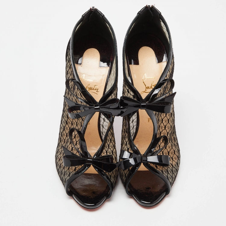 مملوكة مسبقًا Christian Louboutin Black Patent Leather and Mesh Empiralta Booties Size 40