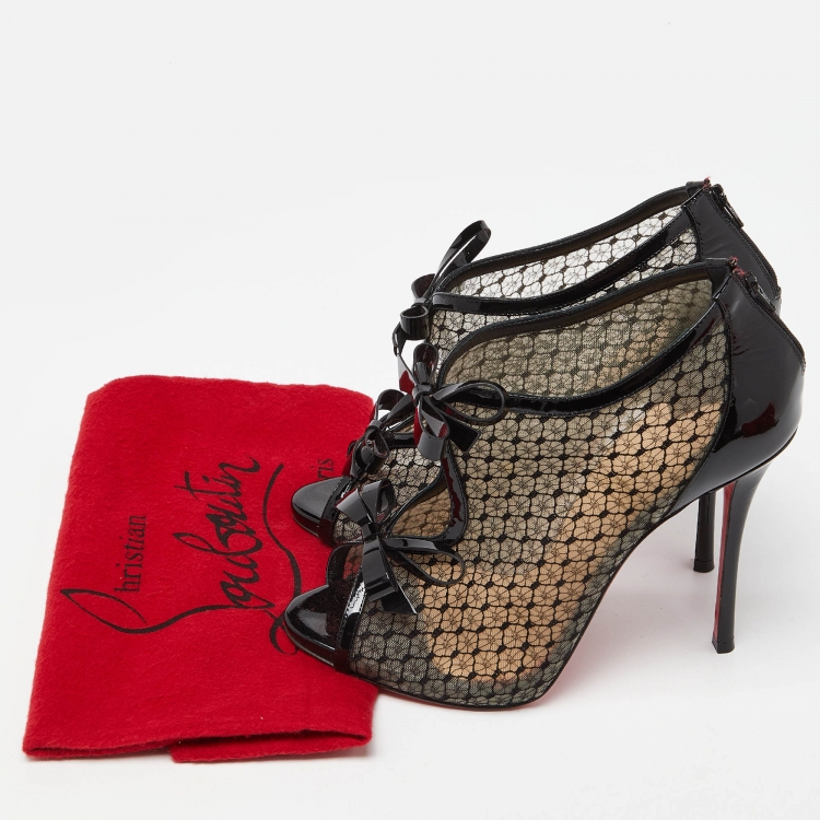 مملوكة مسبقًا Christian Louboutin Black Patent Leather and Mesh Empiralta Booties Size 40