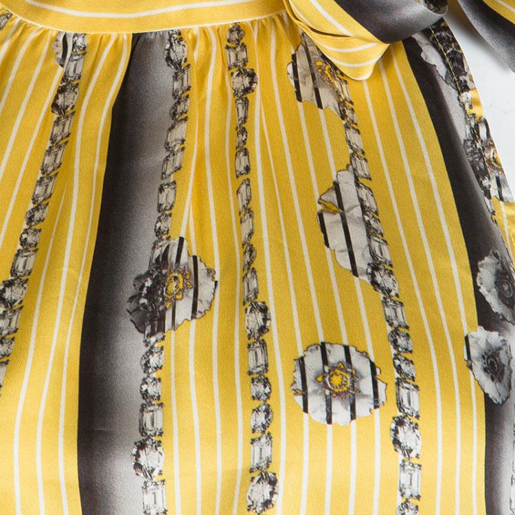 Pre Owned Class By Roberto Cavalli Yellow Printed Silk Sleeveless Top L