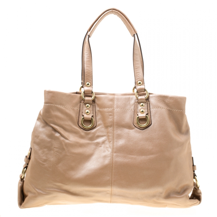Pre Owned Coach Shimmering Beige Leather Top Handle Bag