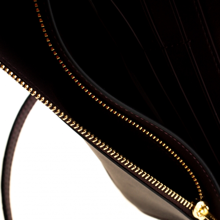 Pre Owned Coach Burgundy Croc Embossed Leather Clutch