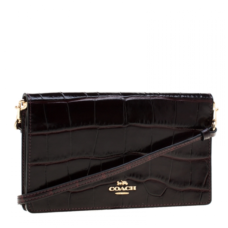 Pre Owned Coach Burgundy Croc Embossed Leather Clutch