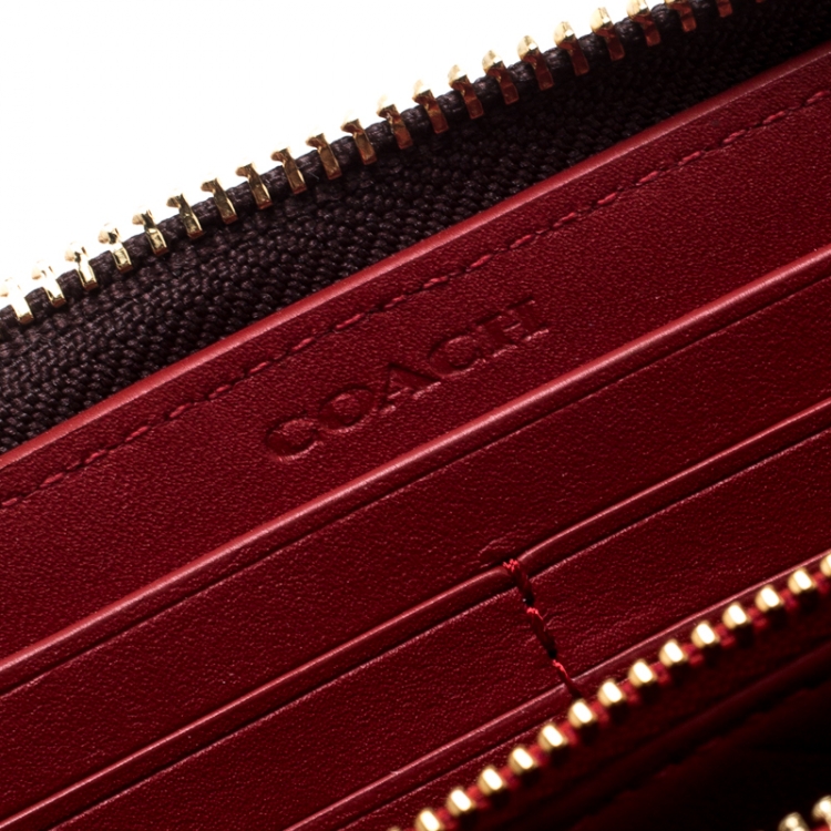 Pre Owned Coach Dark Burgundy Quilted Leather Rivets Zip Around Wallet