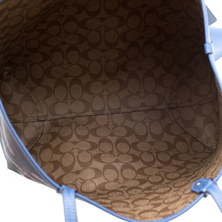 مملوكة مسبقًا Coach Navy Blue/Beige Floral Print And Signature Coated Canvas Reversible City Tote