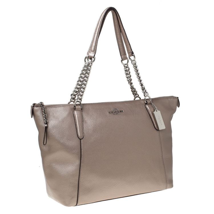 Pre Owned Coach Beige Leather Ava Chain Tote