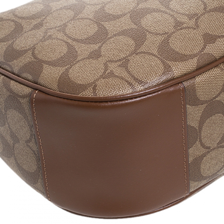 Pre Owned Coach Brown Signature Coated Canvas and Leather Zip Hobo