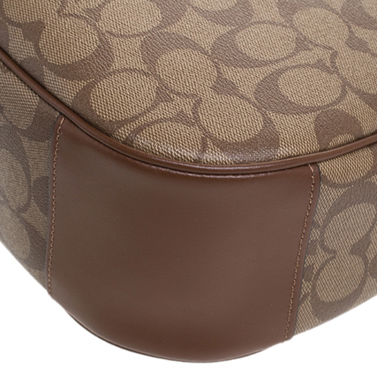 Pre Owned Coach Brown Signature Coated Canvas and Leather Zip Hobo