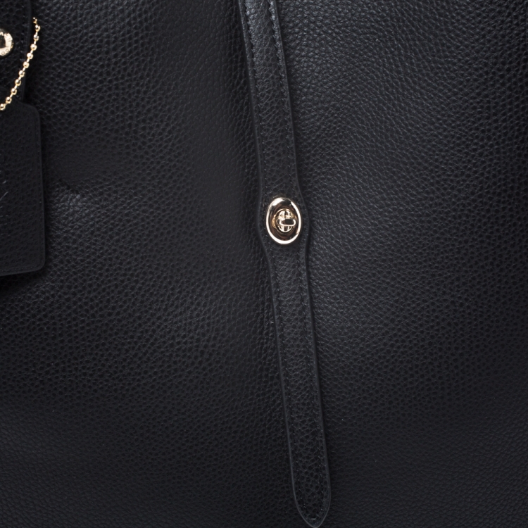 Pre Owned Coach Black Pebbled Leather Market Tote