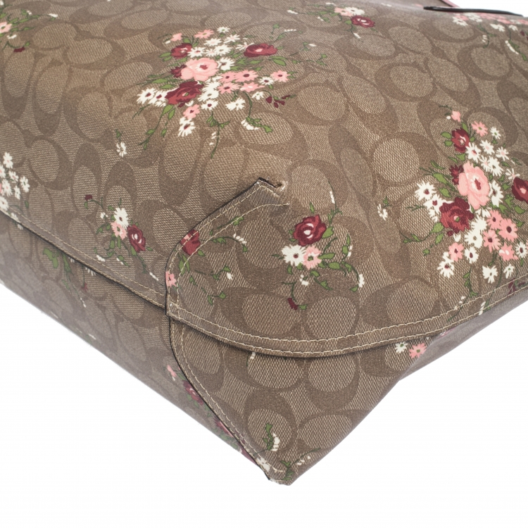Pre Owned Coach Pink/Beige Signature Floral Print Coated Canvas and Leather Reversible City Tote