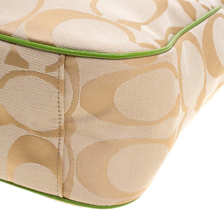 Pre Owned Coach Beige/Green Signature Canvas Stripe Convertible Hobo 