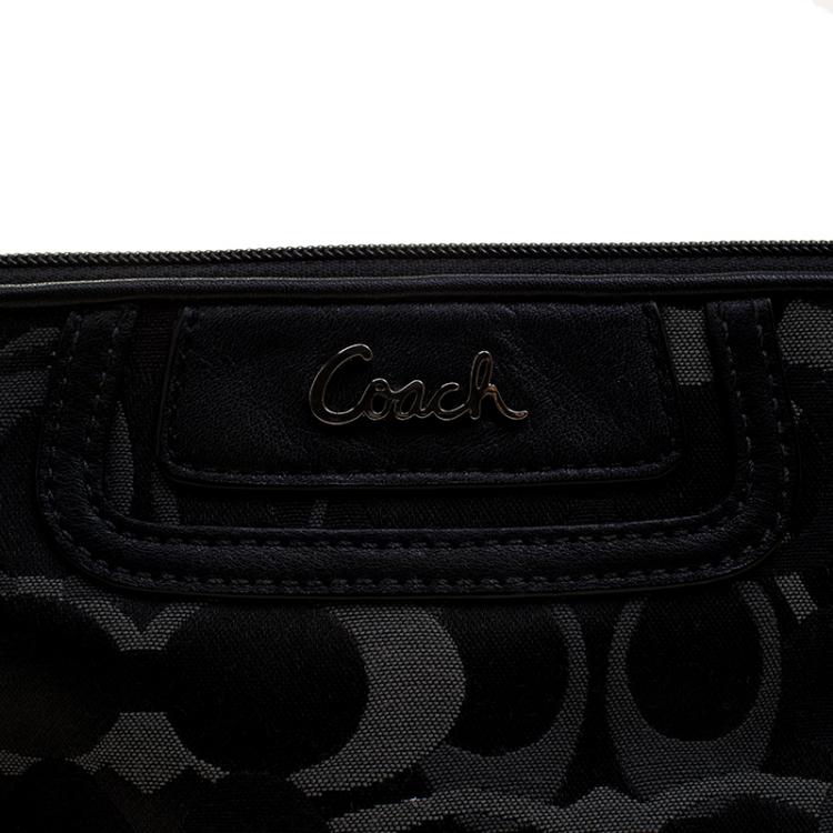Pre Owned Coach Black Signature Canvas Wristlet Clutch