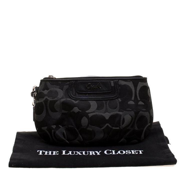 Pre Owned Coach Black Signature Canvas Wristlet Clutch