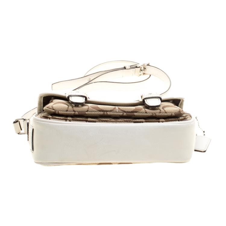 Pre Owned Coach White/Beige Signature Canvas Crossbody Bag
