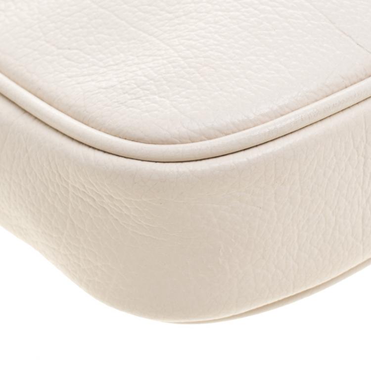 Pre Owned Coach Cream Leather Heart Embroidered Oval Crossbody Clutch Bag