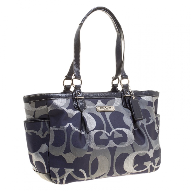 Pre Owned Coach Blue/Grey Optic Signature Jacquard and Patent Leather Tote