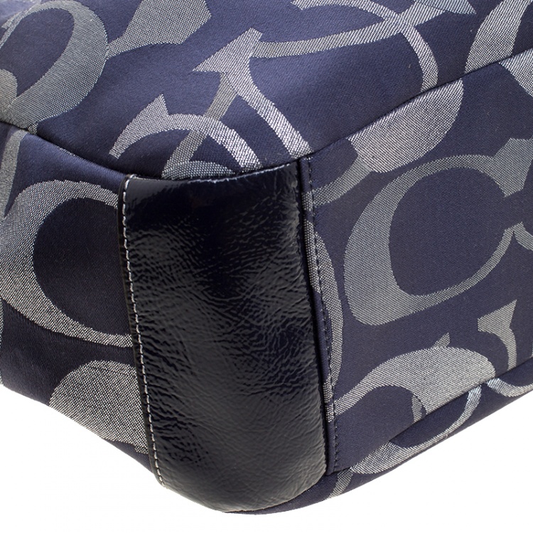 Pre Owned Coach Blue/Grey Optic Signature Jacquard and Patent Leather Tote