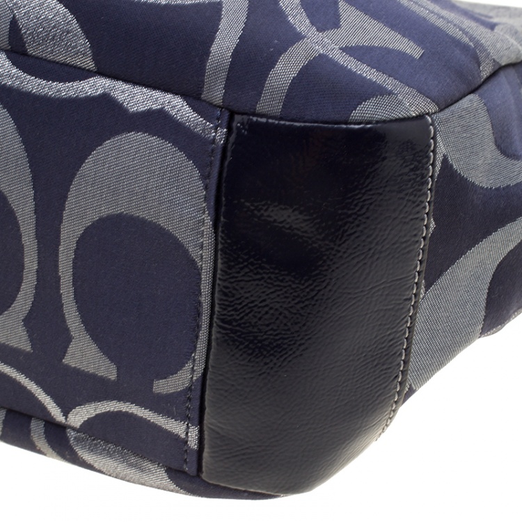 Pre Owned Coach Blue/Grey Optic Signature Jacquard and Patent Leather Tote