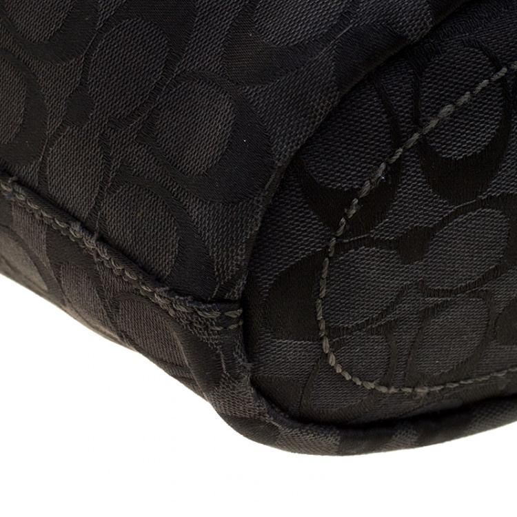 Pre Owned Coach Black Signature Canvas Bucket Hobo