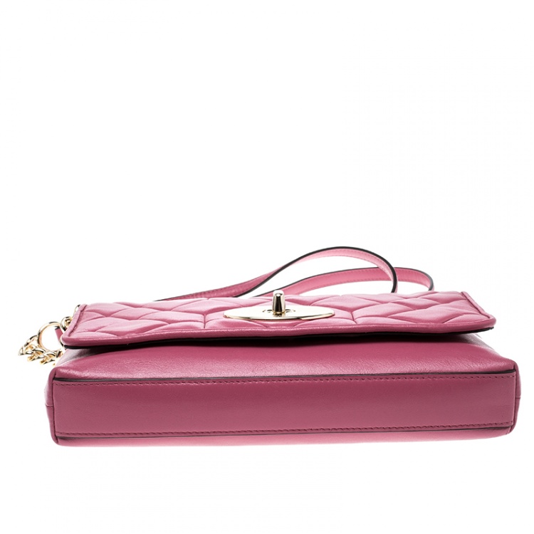 Pre Owned Coach Pink Quilted Leather Shoulder Bag