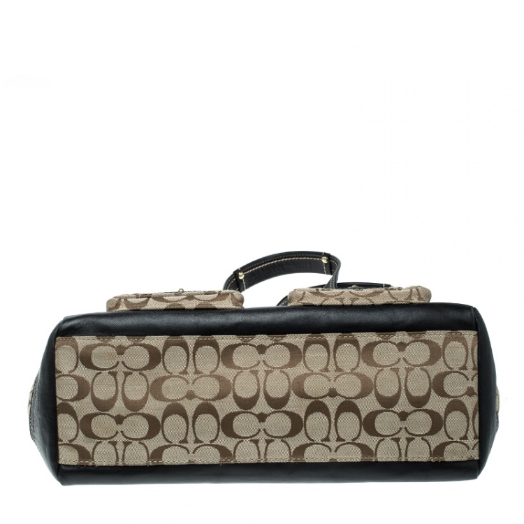 Pre Owned Coach Beige/Black Signature Canvas and Leather Tote