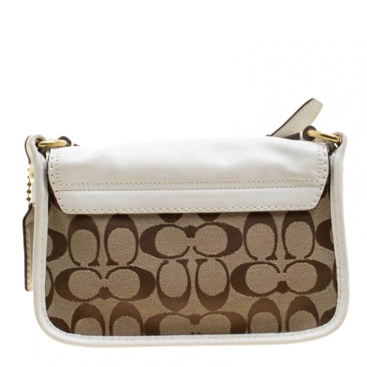 Pre Owned Coach White/Beige Signature Canvas and Leather Crossbody Bag