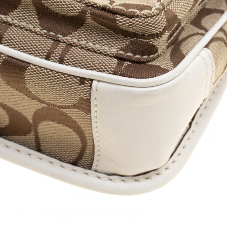 Pre Owned Coach White/Beige Signature Canvas and Leather Crossbody Bag