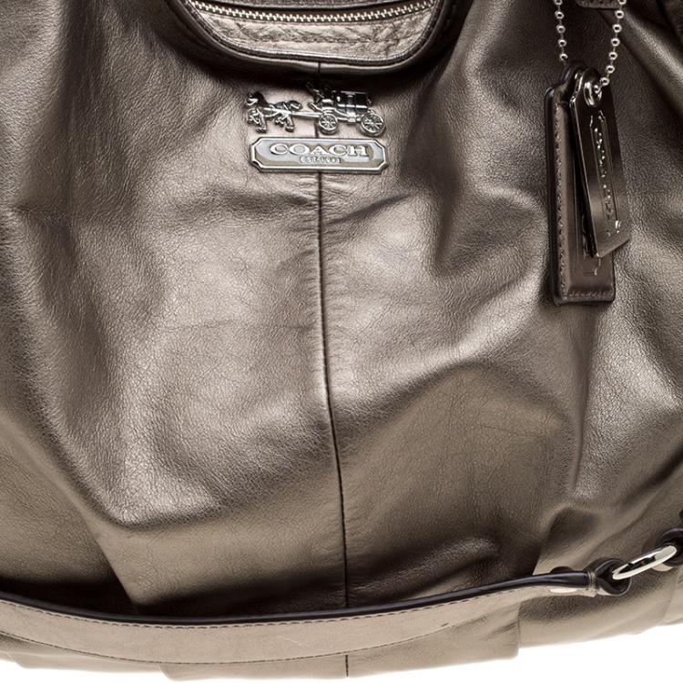 Pre Owned Coach Metallic Beige Leather Shoulder Bag
