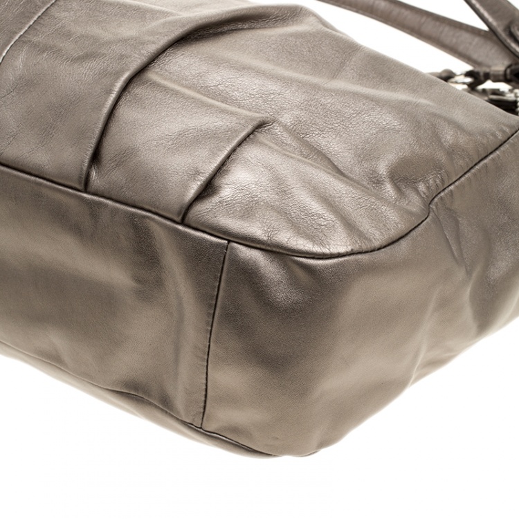 Pre Owned Coach Metallic Beige Leather Shoulder Bag