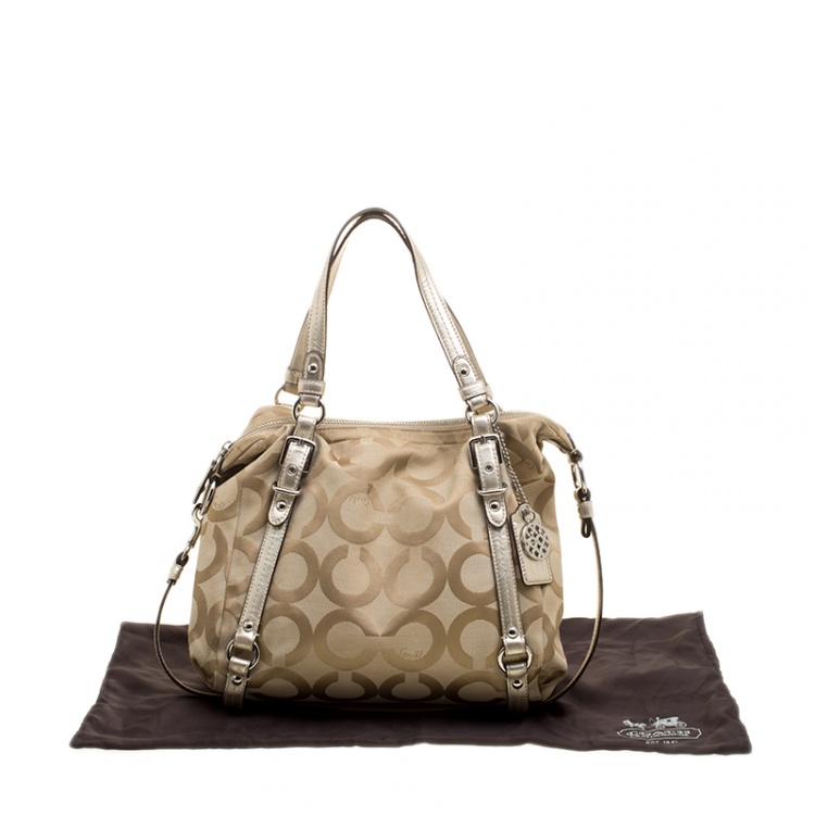 Pre Owned Coach Beige Signature Canvas Shoulder Bag