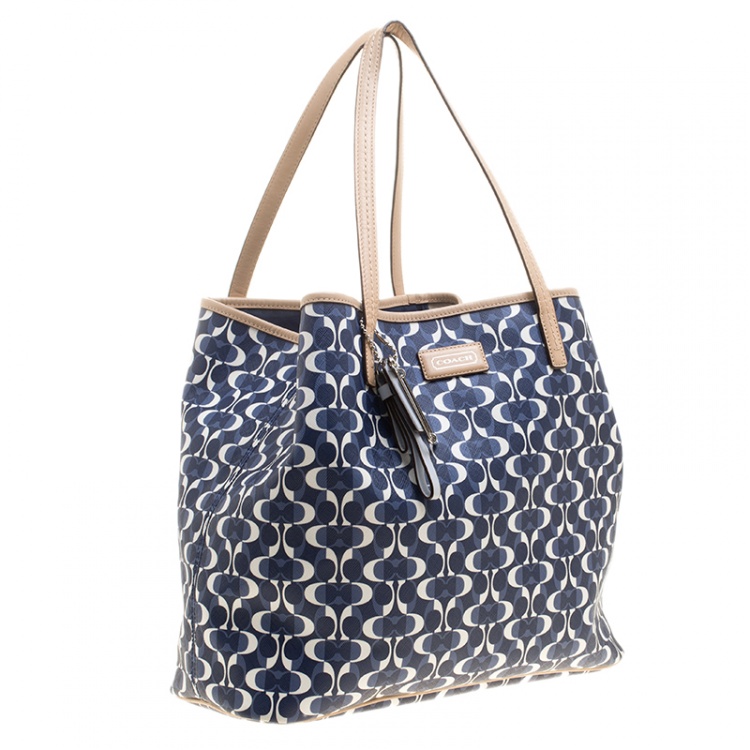 مملوكة مسبقًا Coach Blue/Brown Signature Coated Canvas and Leather Tote