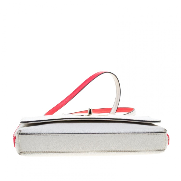 Pre Owned Coach Off White Leather Crosstown Crossbody Bag
