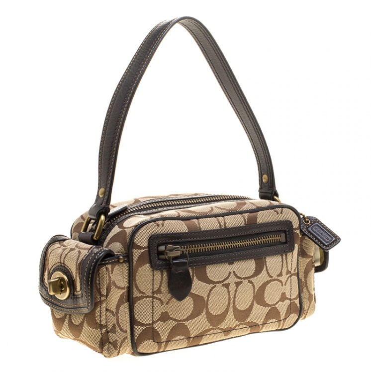 Pre Owned Coach Beige/Black Signature Canvas Box bag