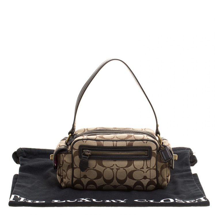 Pre Owned Coach Beige/Black Signature Canvas Box bag