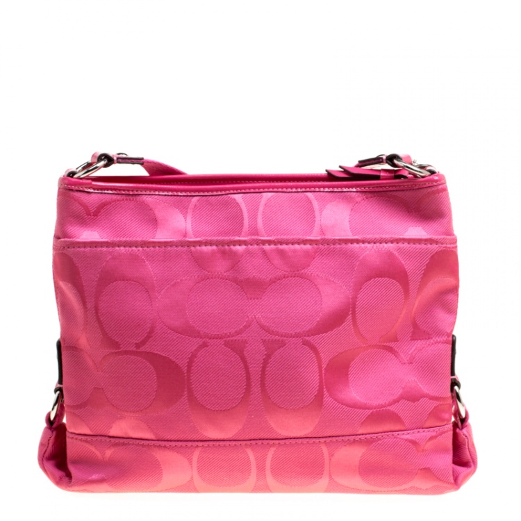 Pre Owned Coach Pink Signature Canvas Messenger Bag
