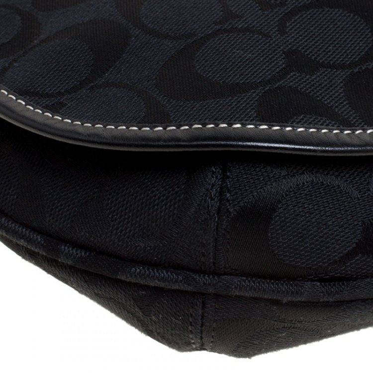 Pre Owned Coach Black Signature Canvas Crossbody Bag