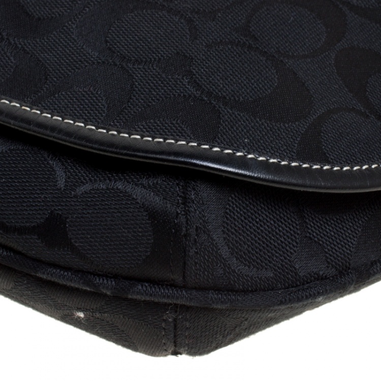 Pre Owned Coach Black Signature Canvas Crossbody Bag